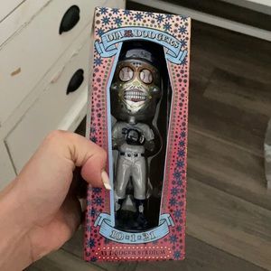 Dia de Los Dodgers bobble head